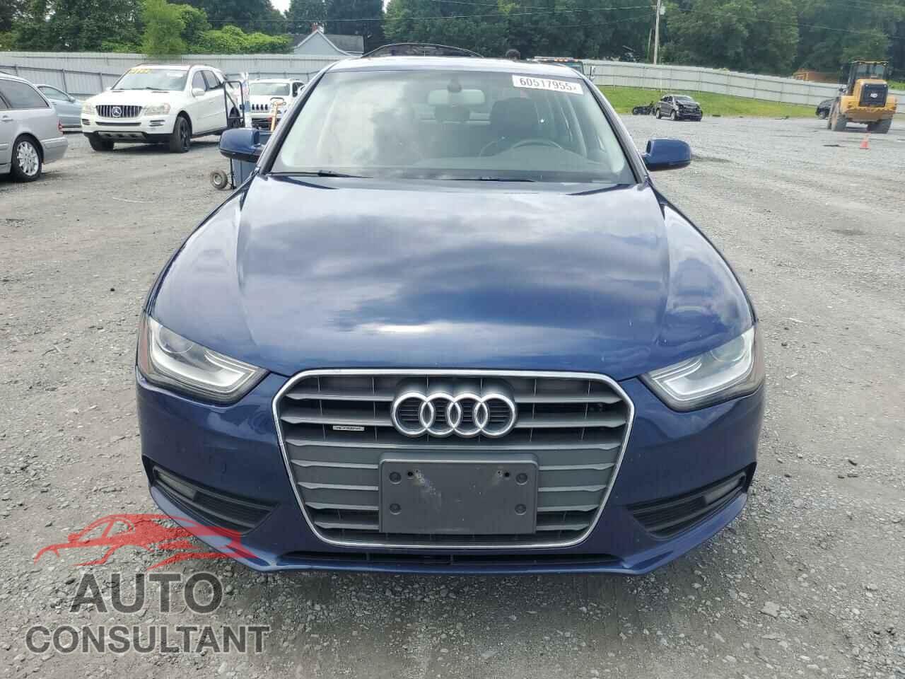 AUDI A4 2013 - WAUBFAFL0DN031835