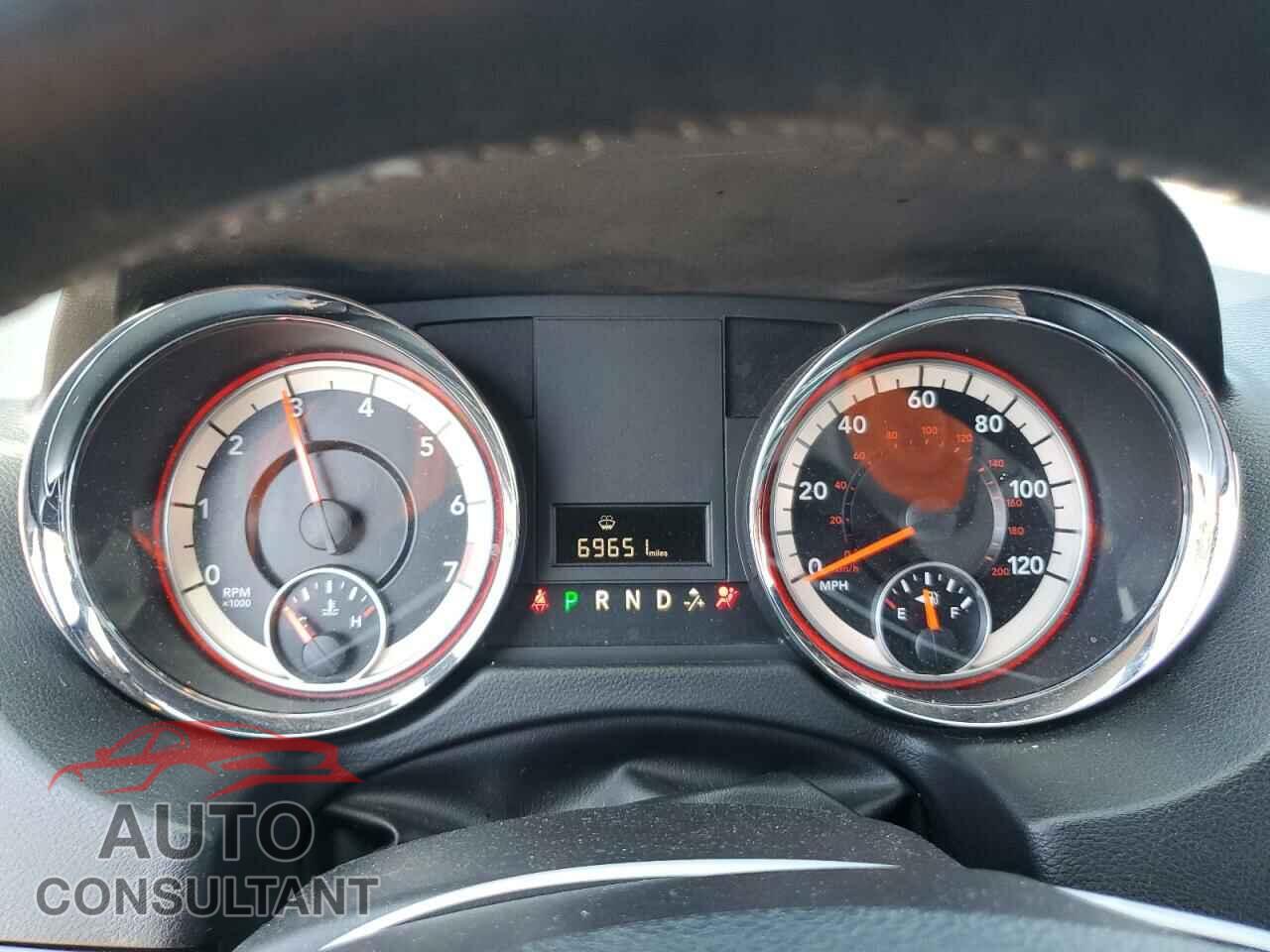 DODGE CARAVAN 2017 - 2C4RDGCG8HR805677