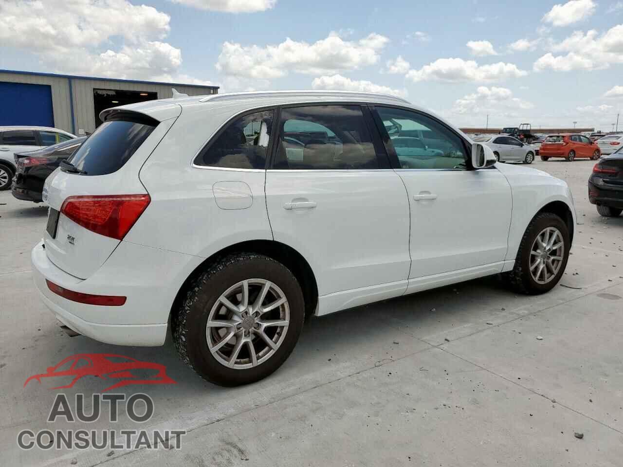 AUDI Q5 2012 - WA1CFAFP2CA017008