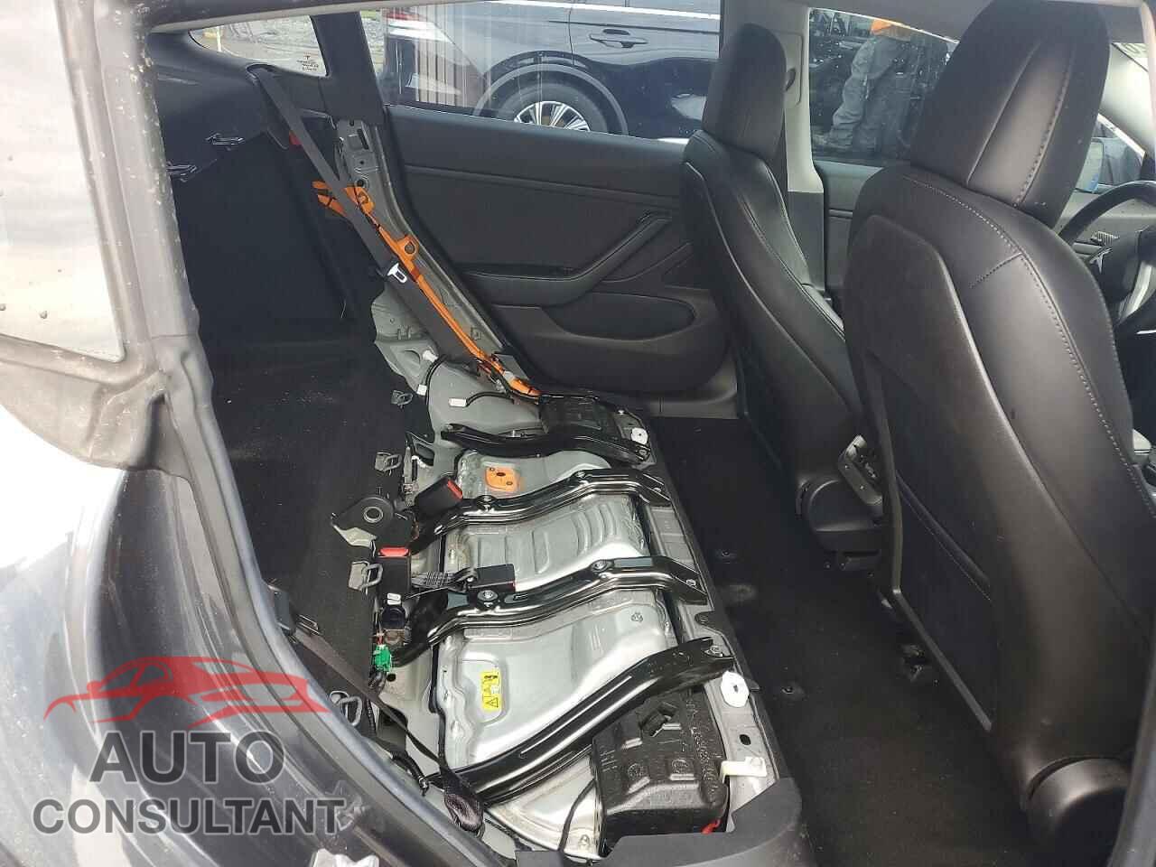 TESLA MODEL 3 2018 - 5YJ3E1EA4JF032023