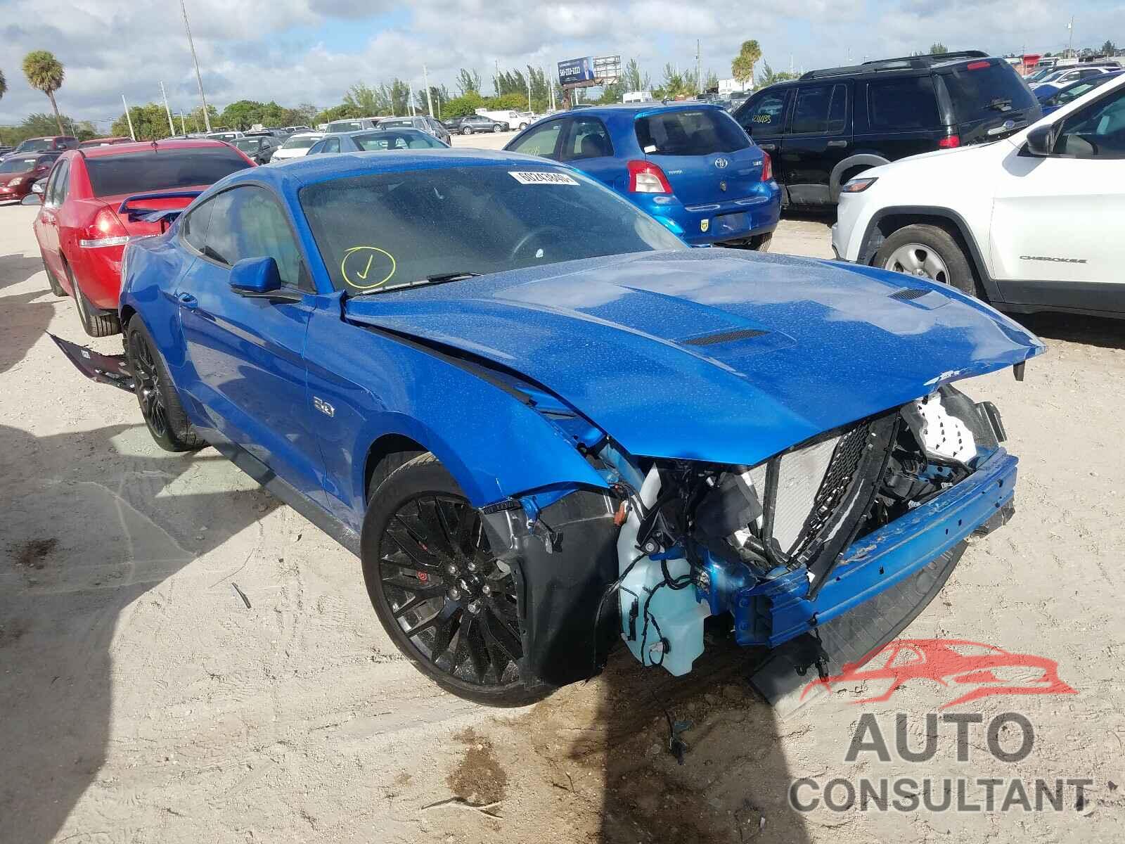 FORD MUSTANG 2020 - 1FA6P8CF5L5117817