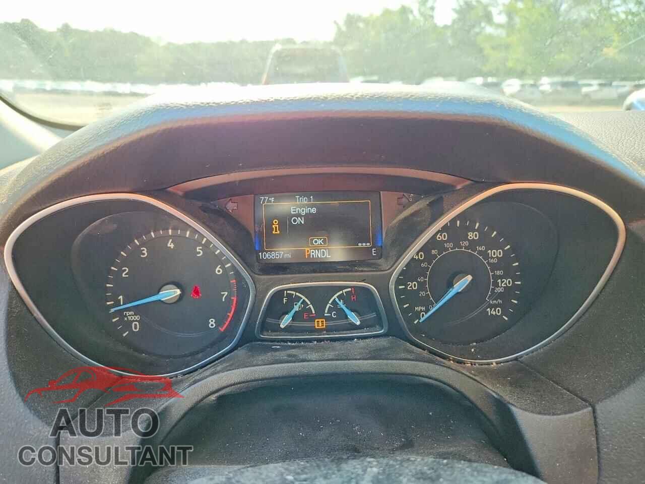 FORD FOCUS 2015 - 1FADP3K20FL384209