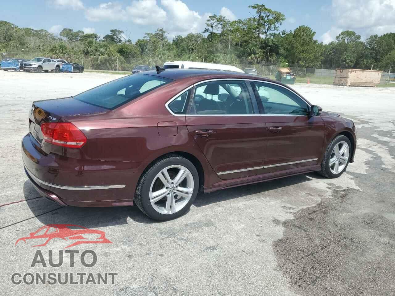 VOLKSWAGEN PASSAT 2013 - 1VWBN7A30DC105991
