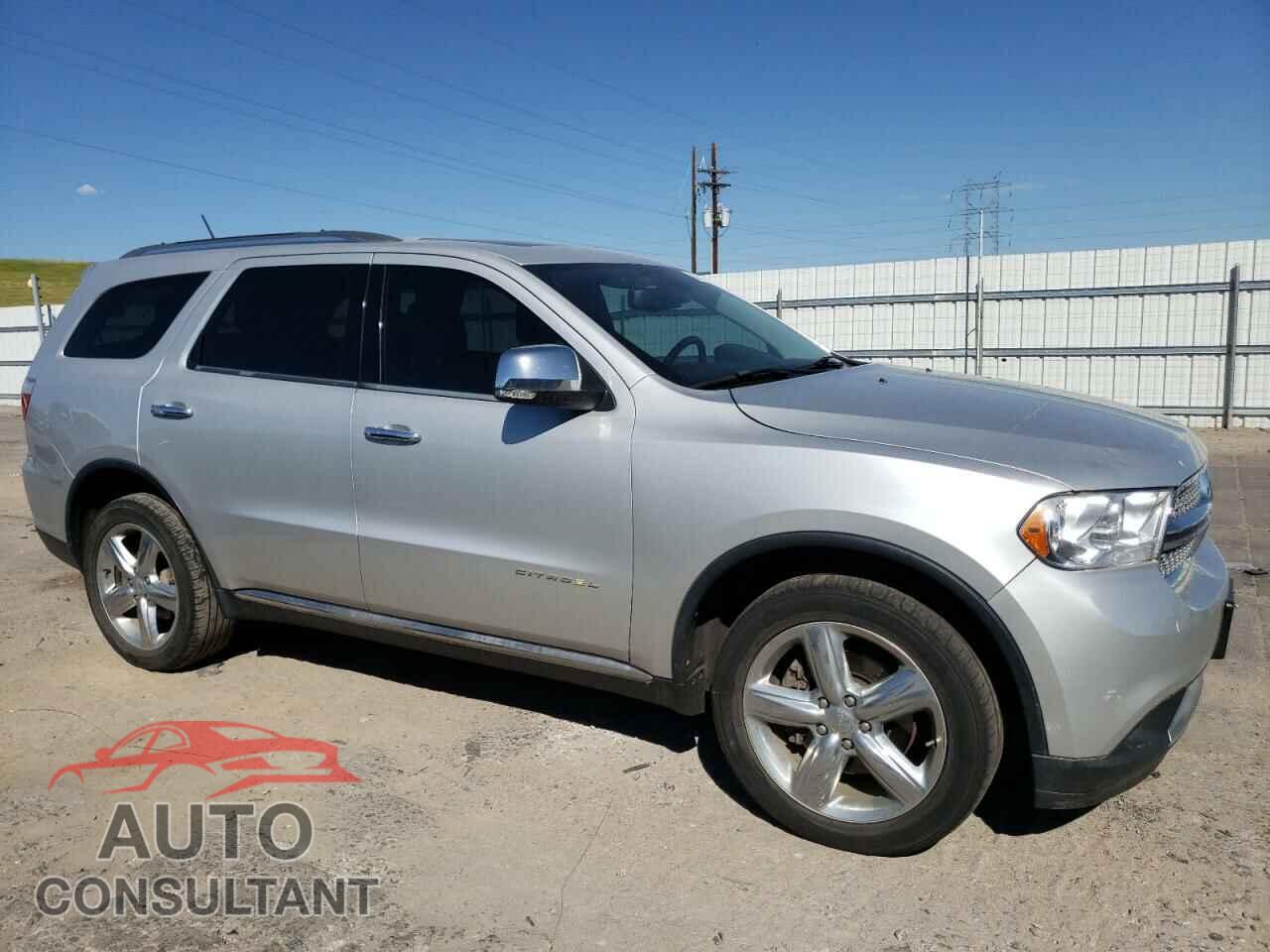 DODGE DURANGO 2013 - 1C4SDJET8DC565770