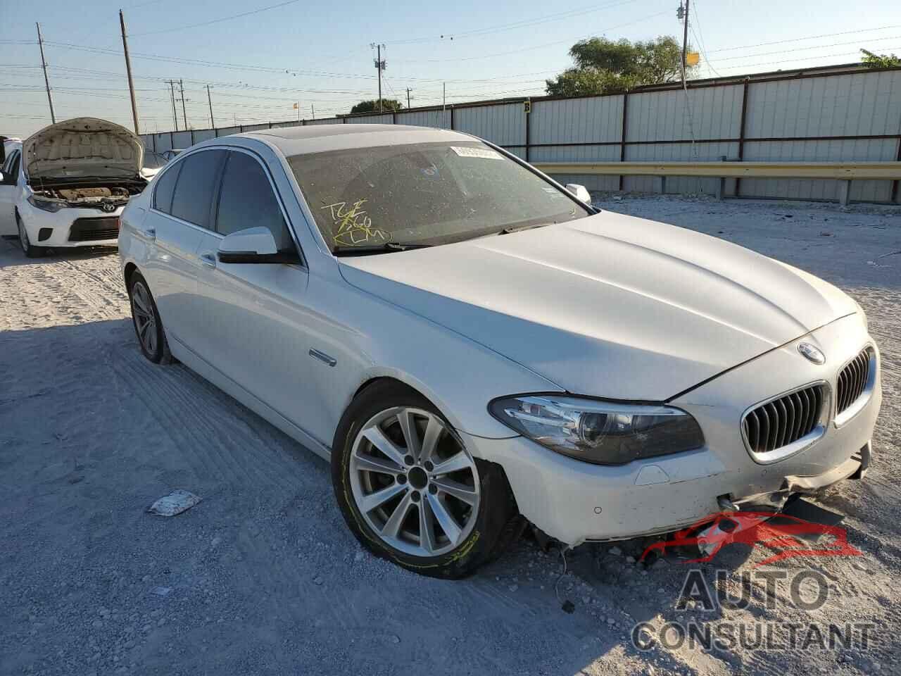 BMW 5 SERIES 2016 - WBA5A5C58GD527145