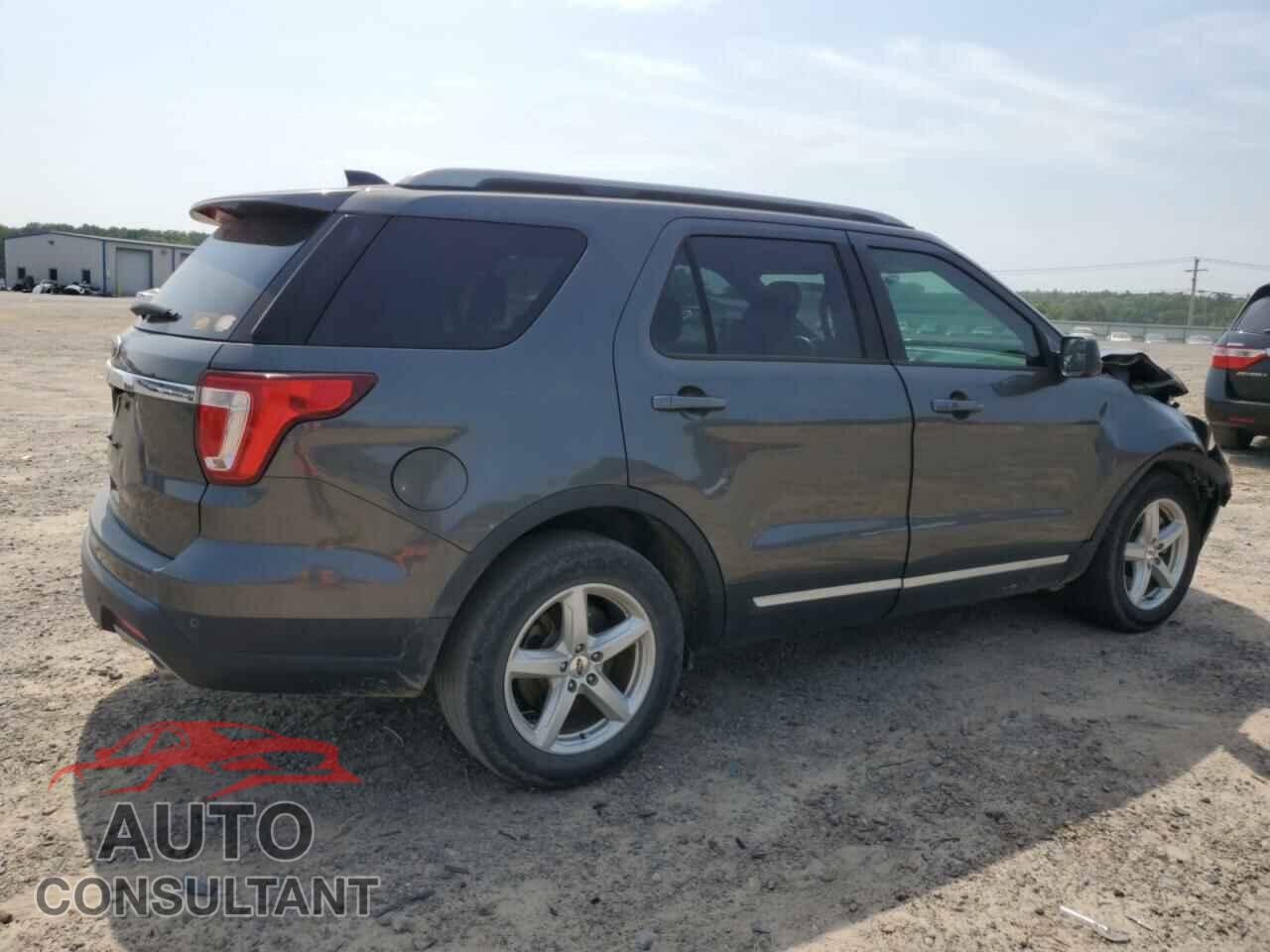 FORD EXPLORER 2018 - 1FM5K7D83JGA17839