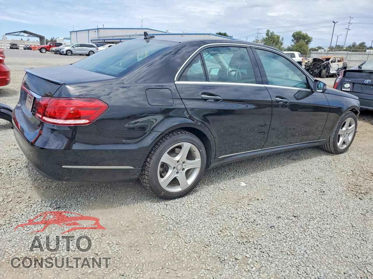MERCEDES-BENZ E-CLASS 2014 - WDDHF5KBXEA875283