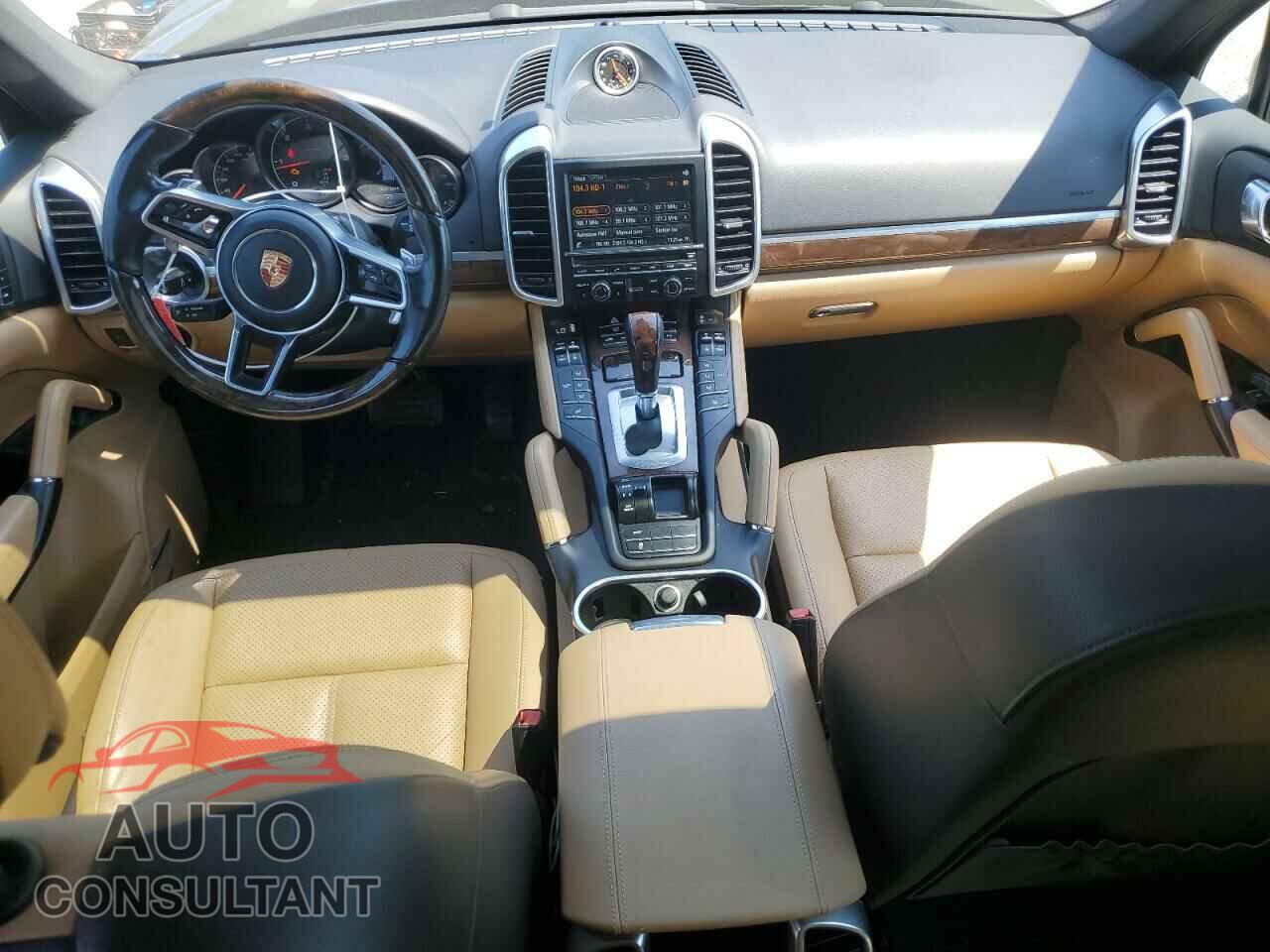 PORSCHE CAYENNE 2015 - WP1AF2A25FLA33323