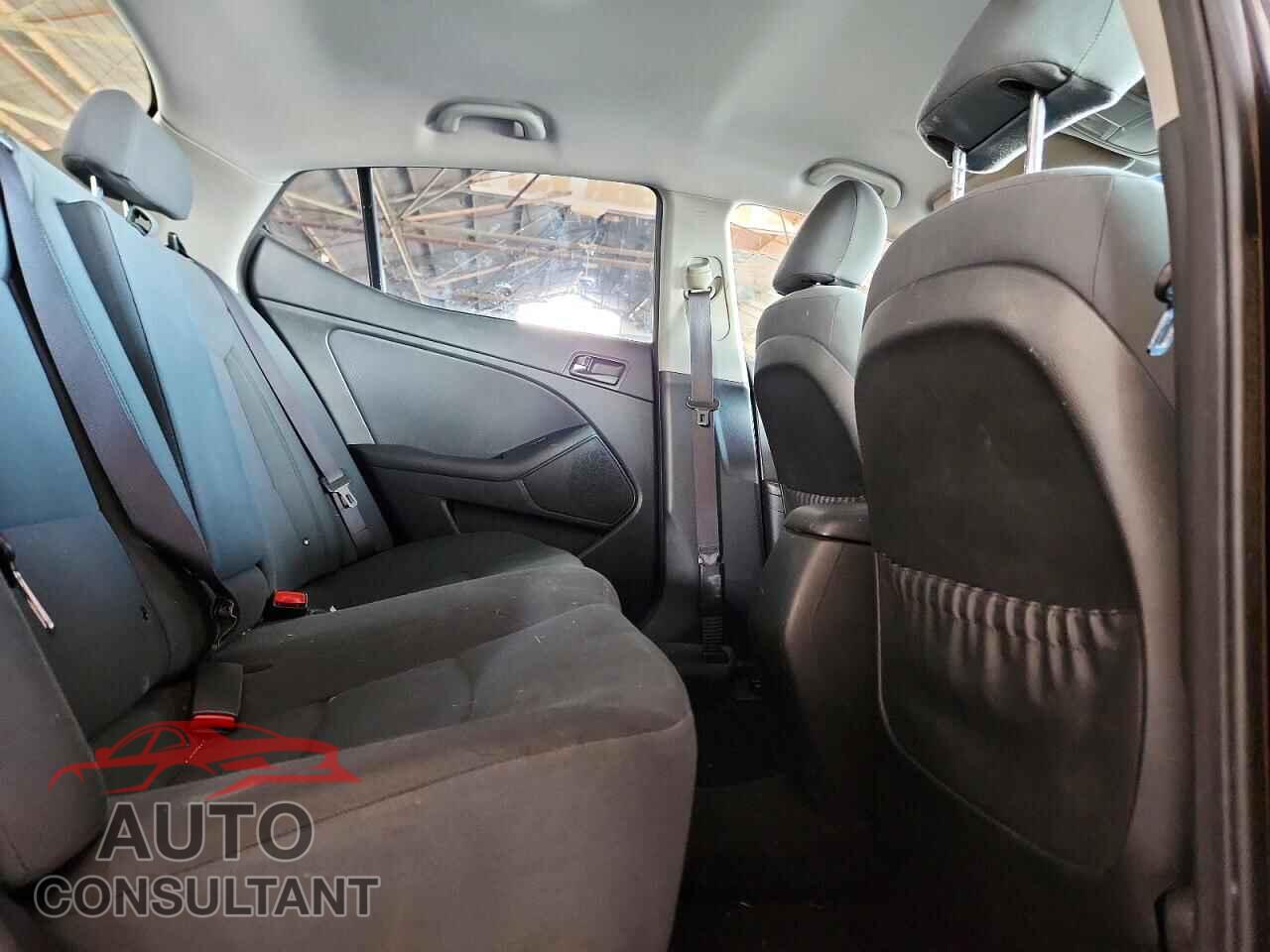 KIA OPTIMA 2015 - KNAGM4A79F5632008