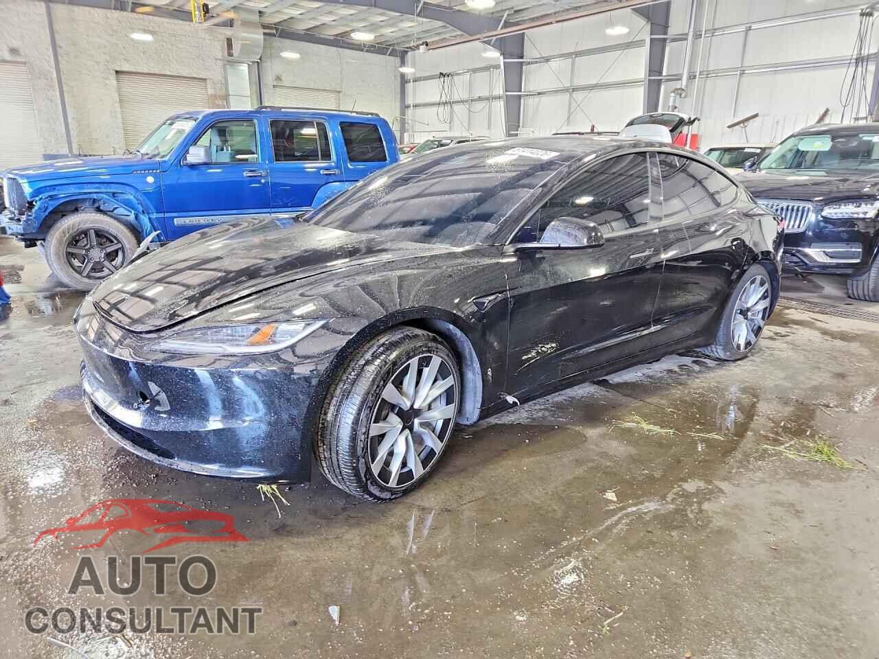 TESLA MODEL 3 2026 - 5YJ3E1EB2TF180148