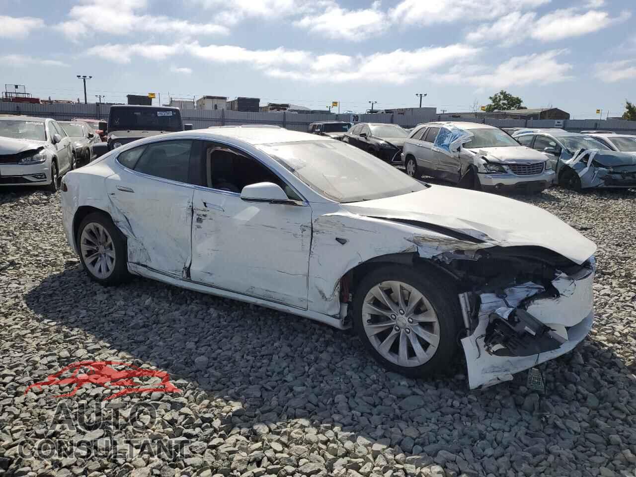 TESLA MODEL S 2016 - 5YJSA1E14GF150573