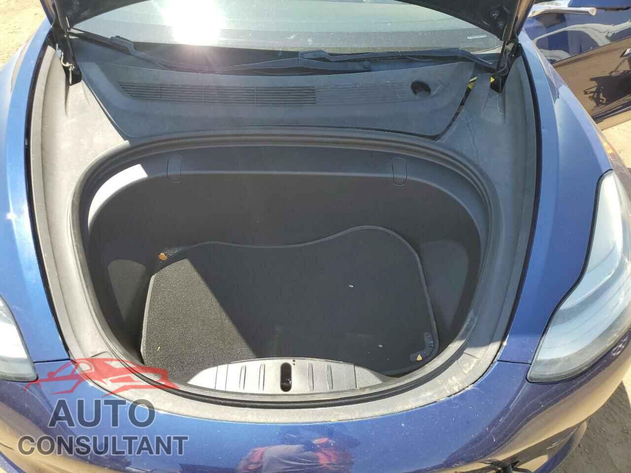TESLA MODEL 3 2018 - 5YJ3E1EBXJF146469