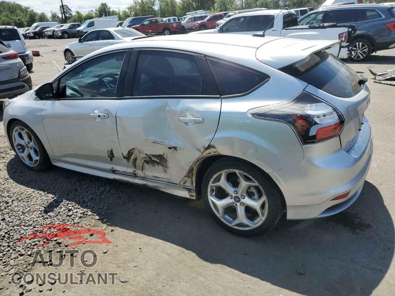 FORD FOCUS 2014 - 1FADP3L9XEL198929