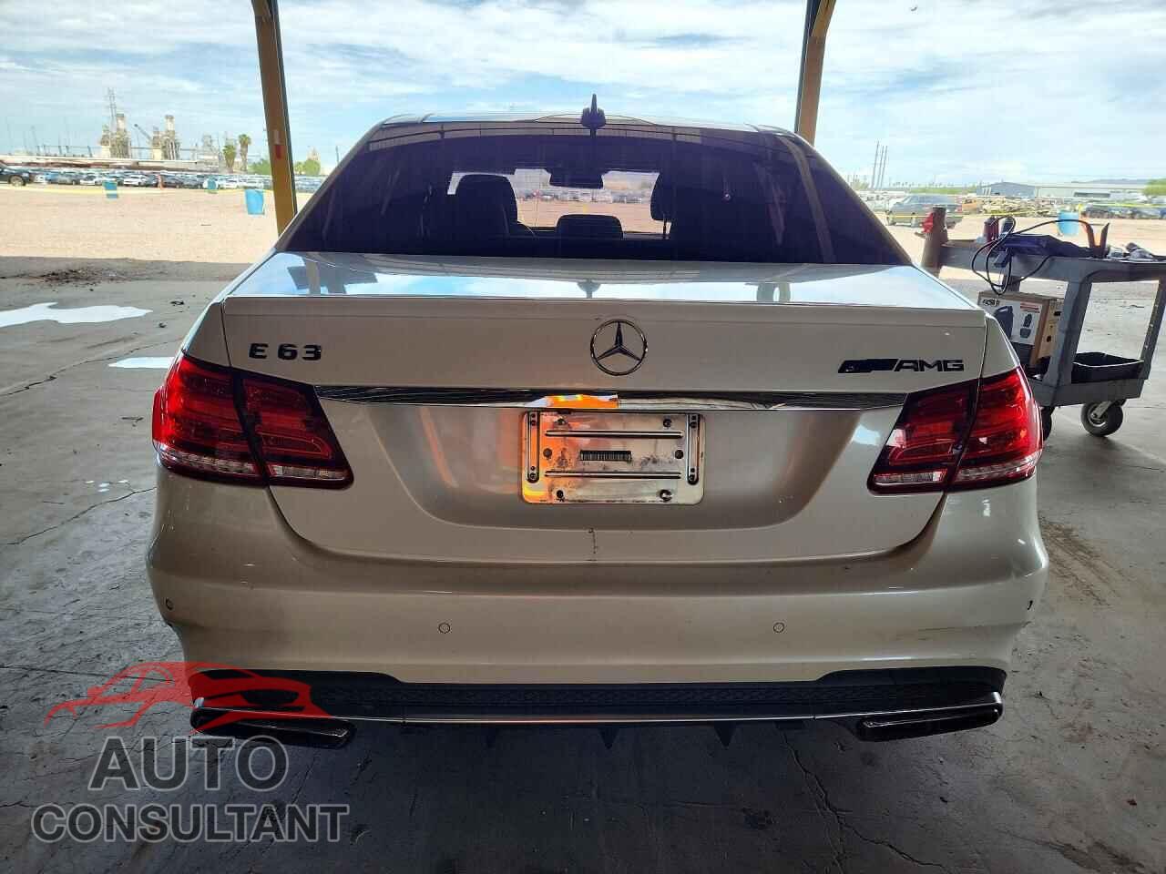 MERCEDES-BENZ E-CLASS 2014 - WDDHF7GB8EA965505