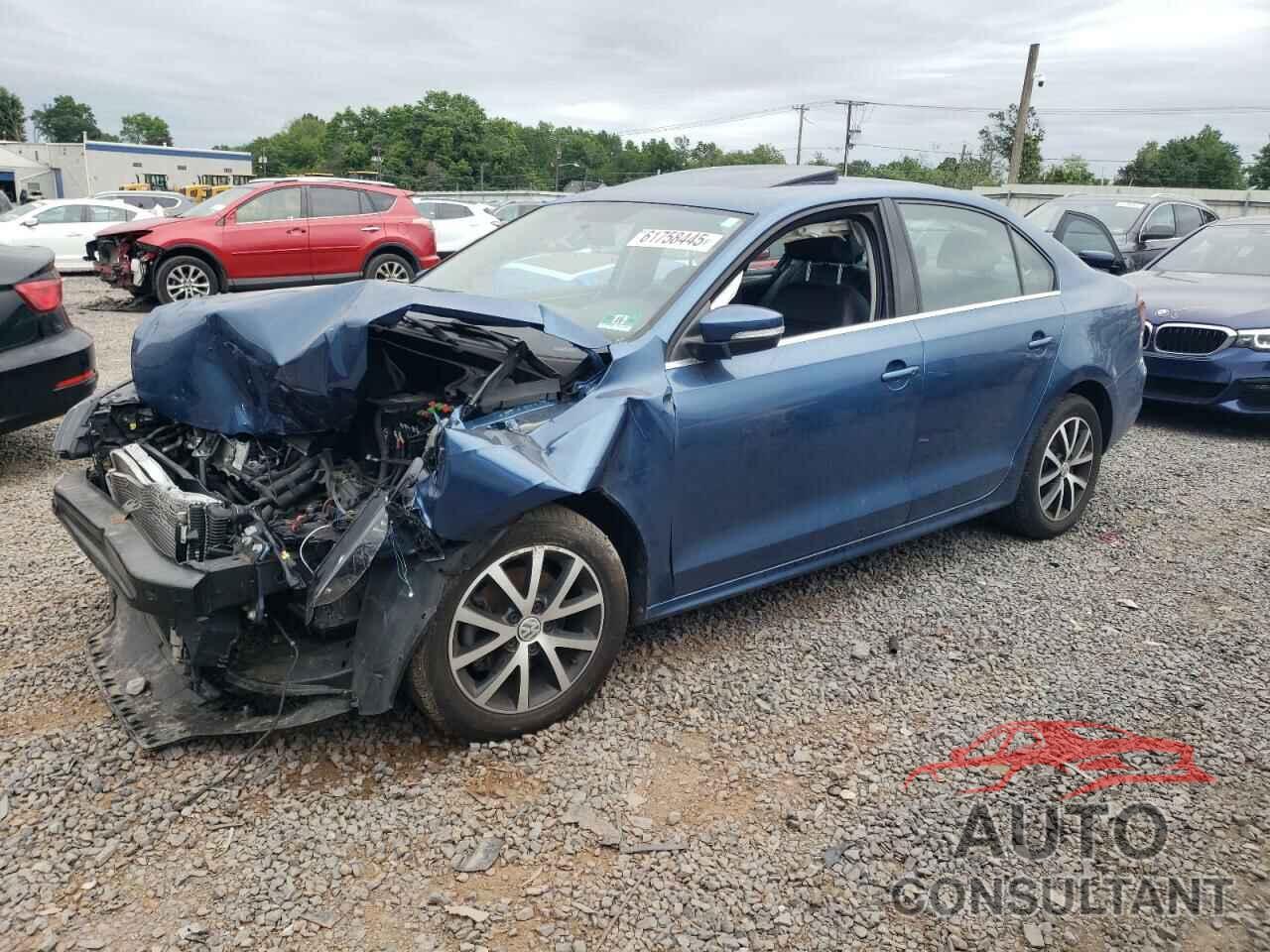 VOLKSWAGEN JETTA 2018 - 3VWDB7AJ5JM260949