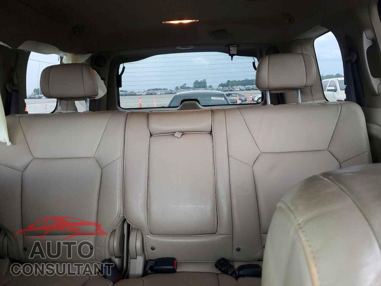 HONDA PILOT 2009 - 5FNYF38809B011186