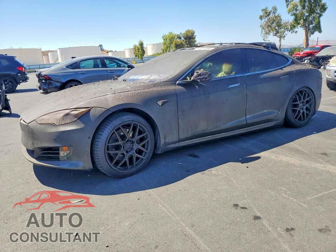 TESLA MODEL S 2018 - 5YJSA1E41JF243066