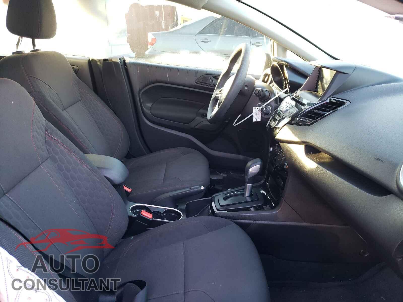 FORD FIESTA 2017 - 3FADP4EJ6HM121295