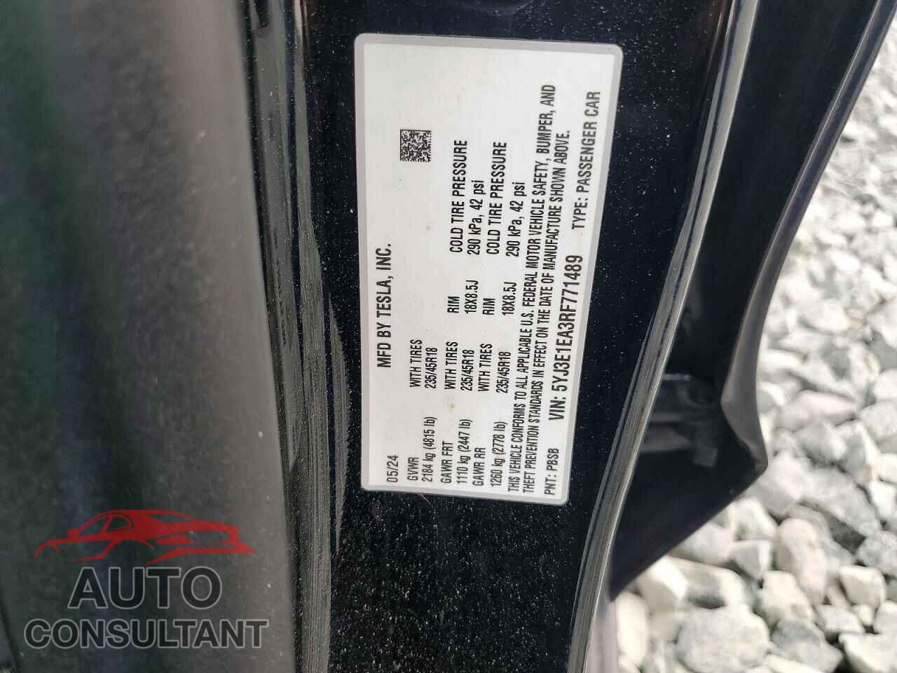 TESLA MODEL 3 2024 - 5YJ3E1EA3RF771489