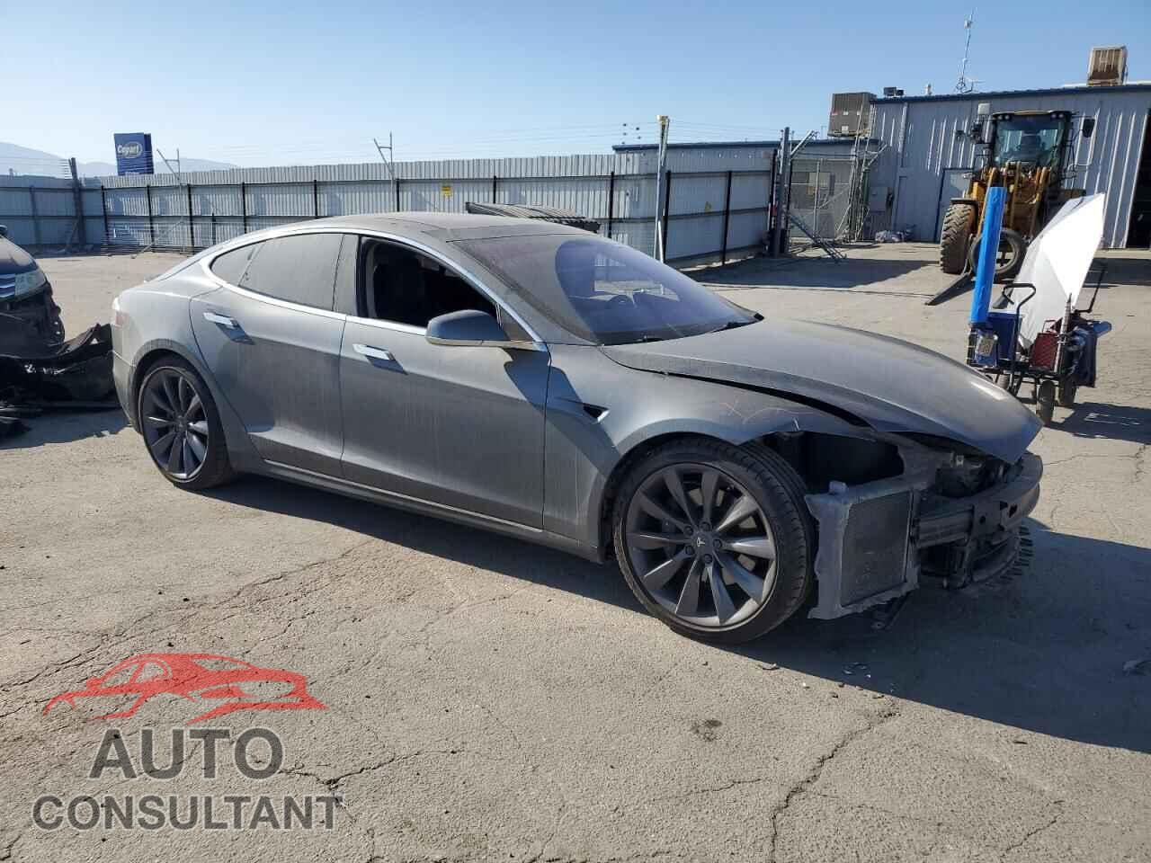 TESLA MODEL S 2013 - 5YJSA1DP3DFP14053