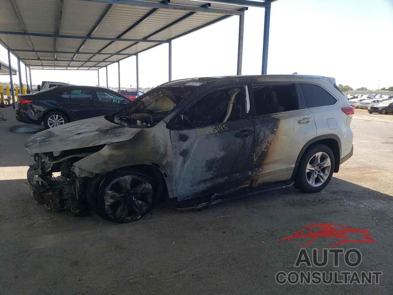 TOYOTA HIGHLANDER 2018 - 5TDDZRFH0JS907340