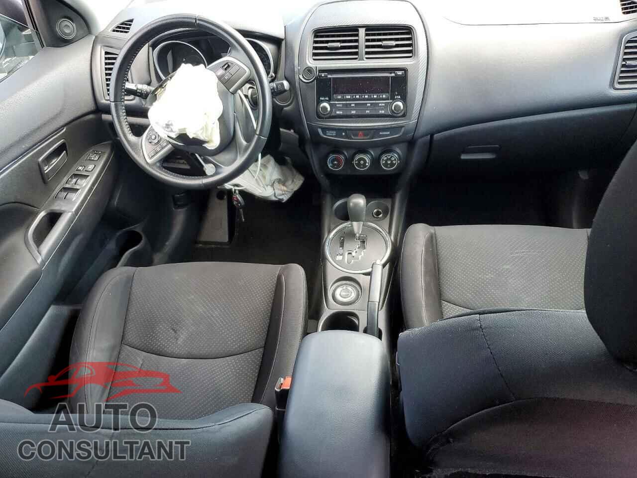 MITSUBISHI OUTLANDER 2015 - 4A4AR3AU0FE013221