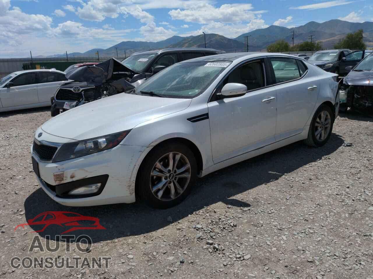 KIA OPTIMA 2011 - KNAGN4A78B5128086