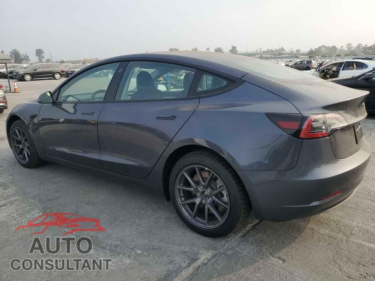 TESLA MODEL 3 2023 - 5YJ3E1EA0PF645698