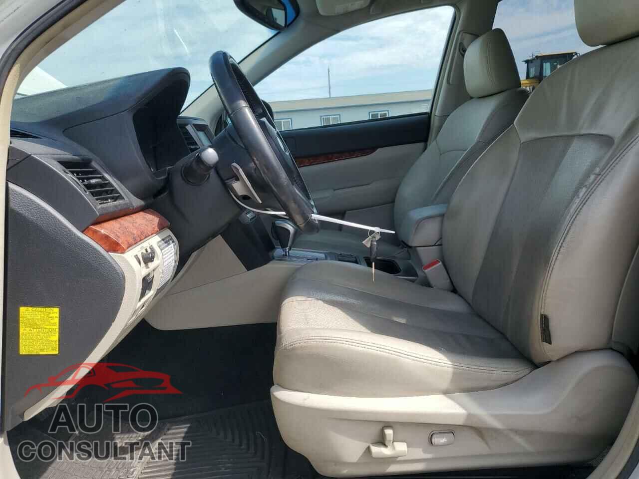 SUBARU OUTBACK 2011 - 4S4BRBLC3B3352891