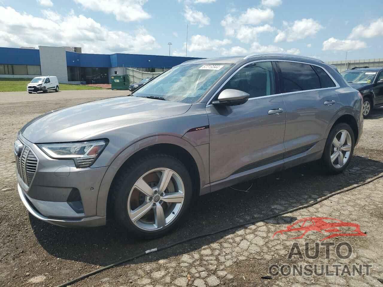 AUDI E-TRON 2019 - WA1VAAGE8KB007323