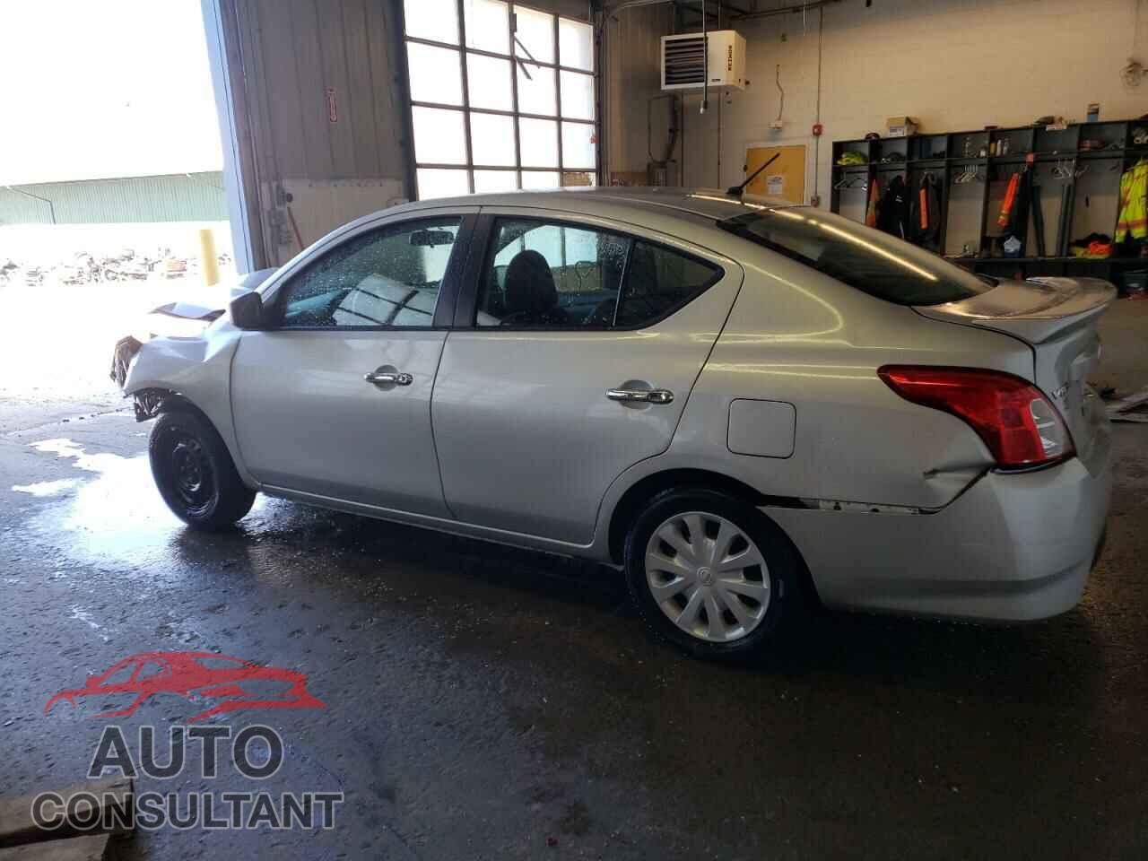 NISSAN VERSA 2019 - 3N1CN7AP3KL817586