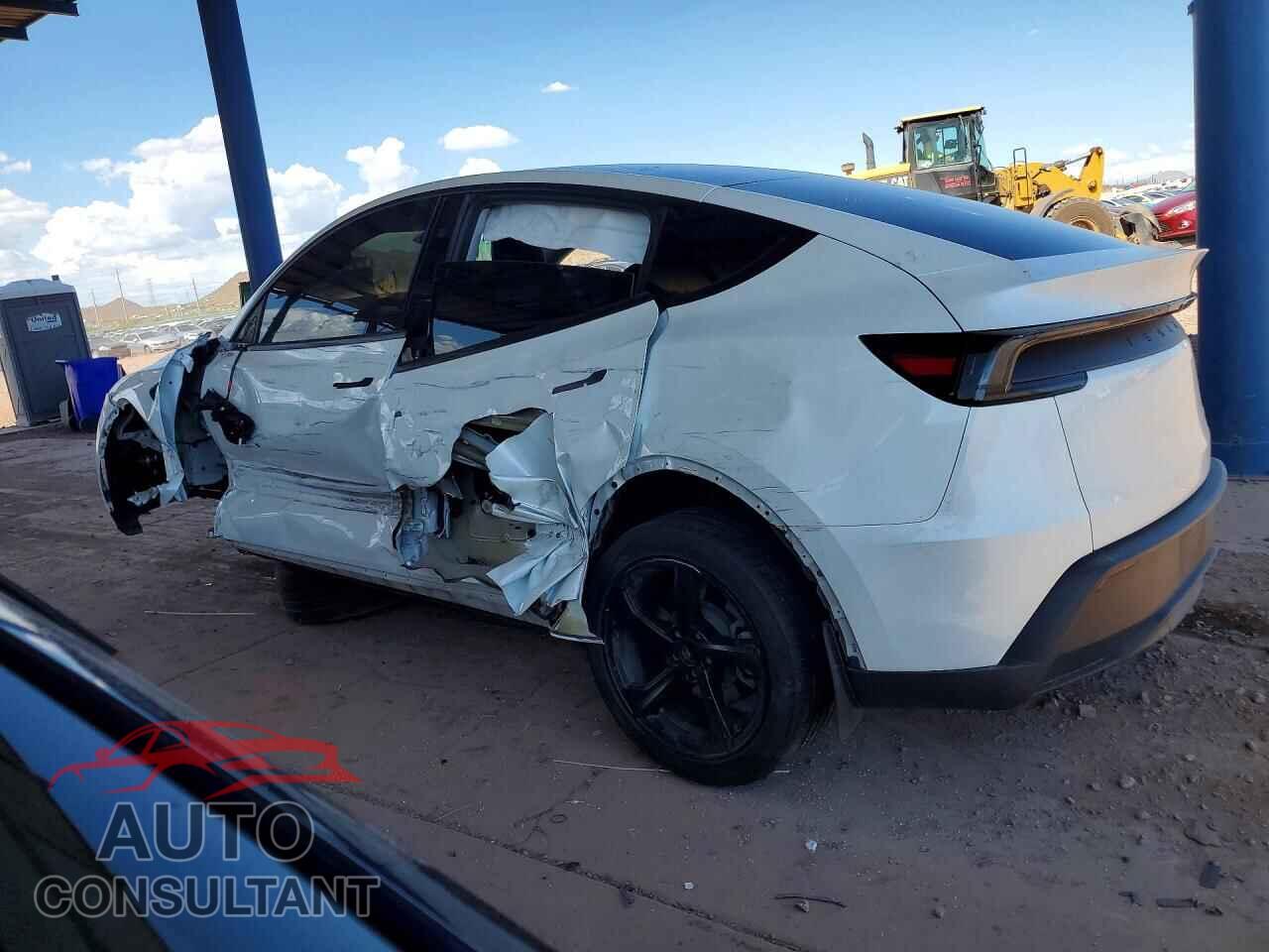 TESLA MODEL Y 2026 - 7SAYGDEE2TF345792
