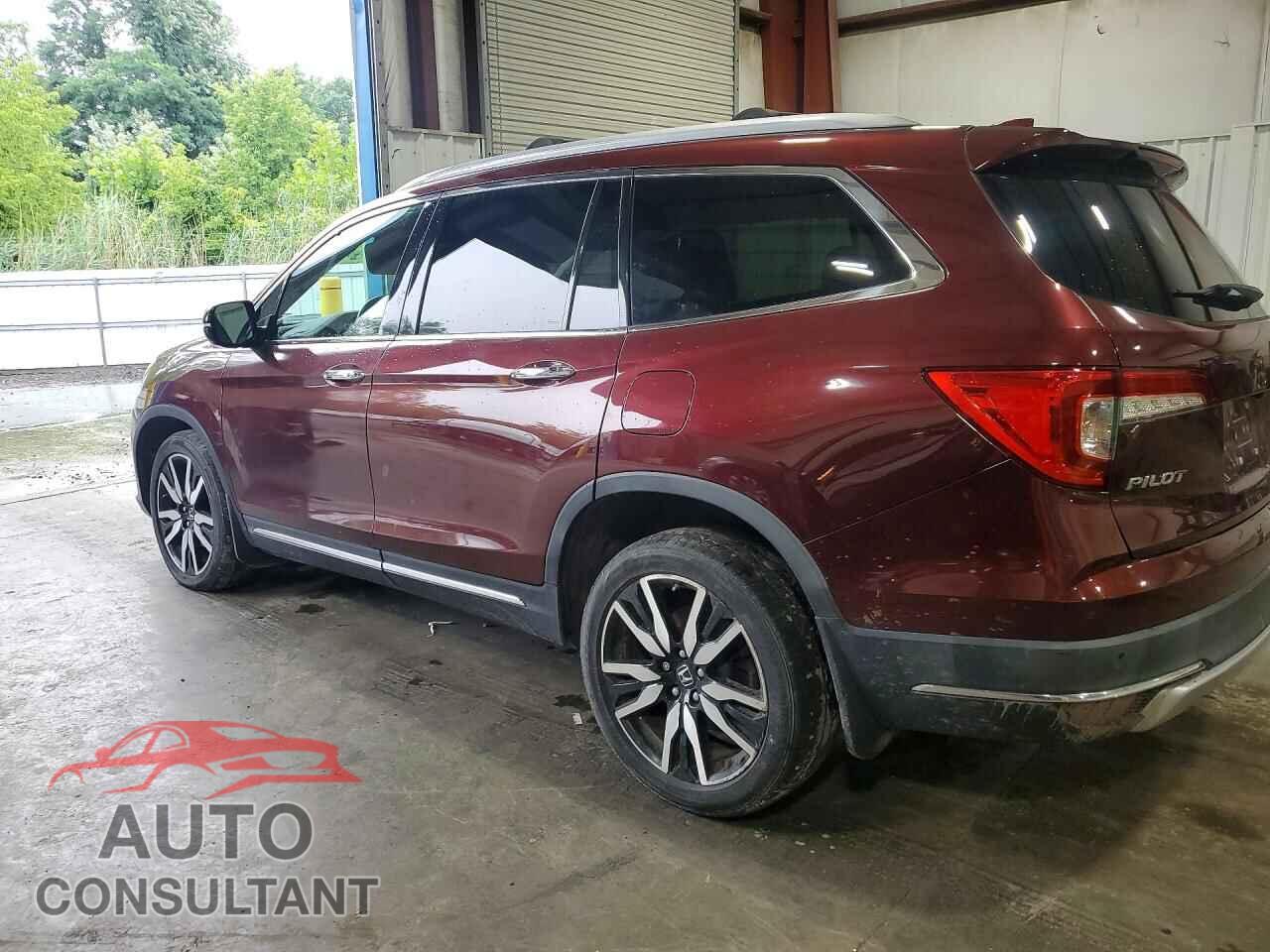 HONDA PILOT 2019 - 5FNYF6H68KB003035