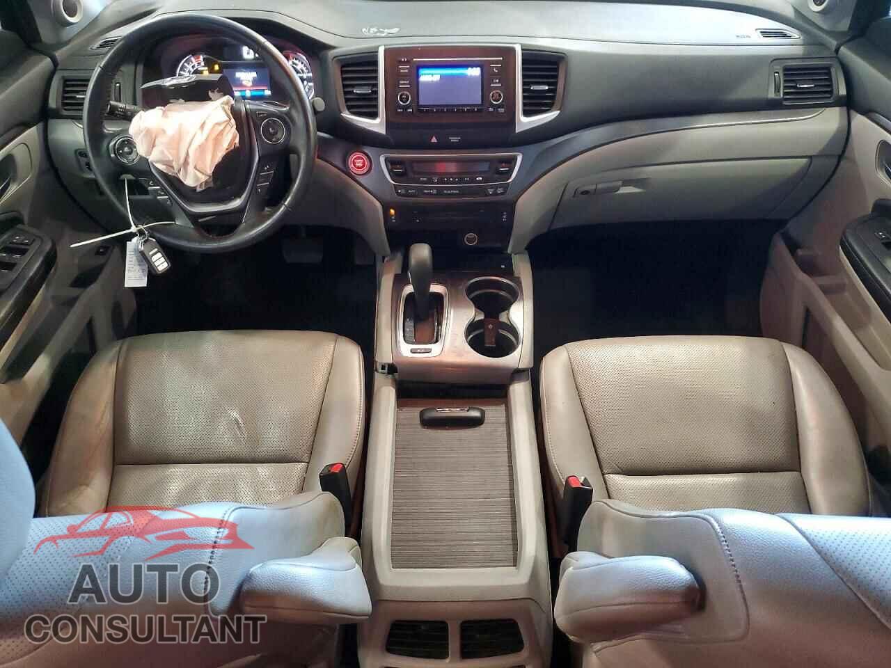 HONDA RIDGELINE 2017 - 5FPYK3F56HB006181