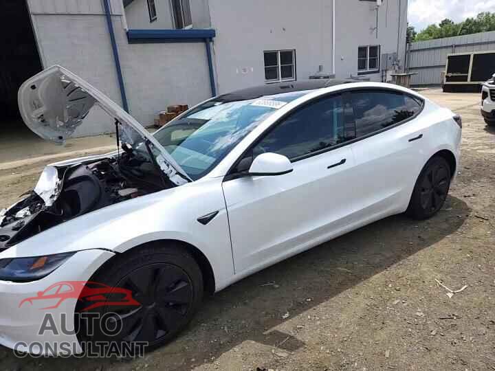 TESLA MODEL 3 2026 - 5YJ3E1EB2TF121214