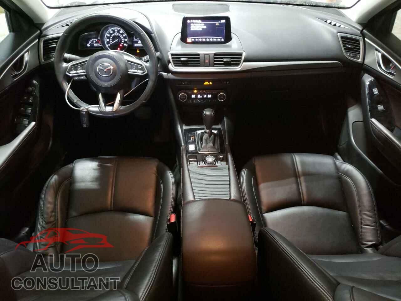 MAZDA 3 2017 - 3MZBN1L77HM107044