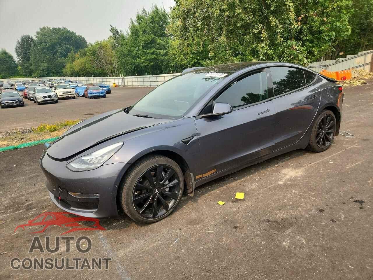TESLA MODEL 3 2018 - 5YJ3E1EA7JF110181