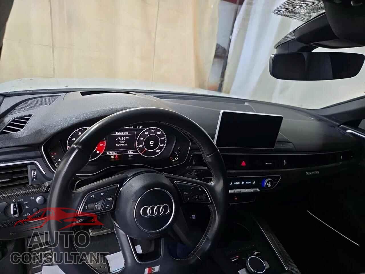 AUDI S5/RS5 2018 - WAUC4CF52JA039705