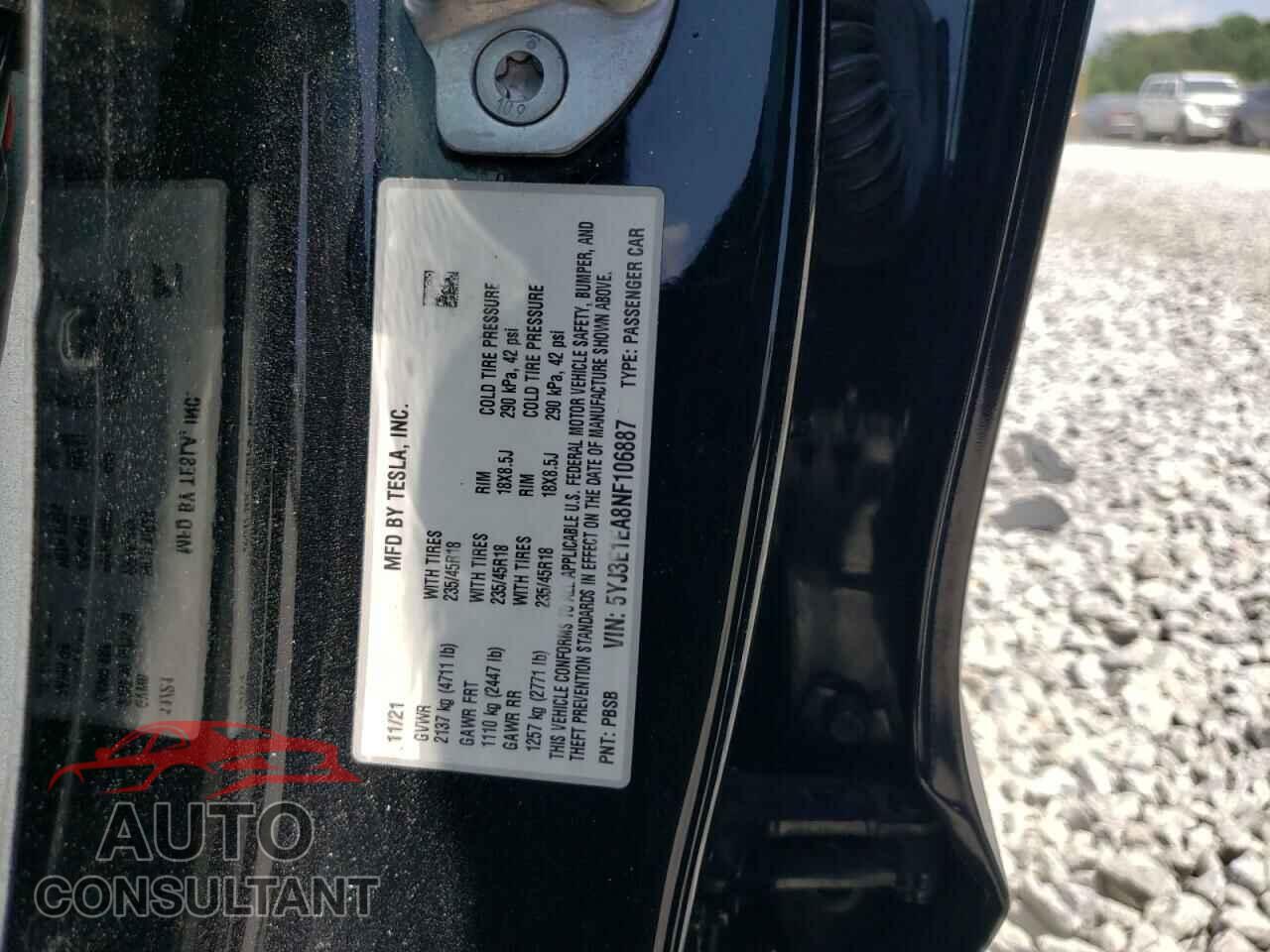 TESLA MODEL 3 2022 - 5YJ3E1EA8NF106887