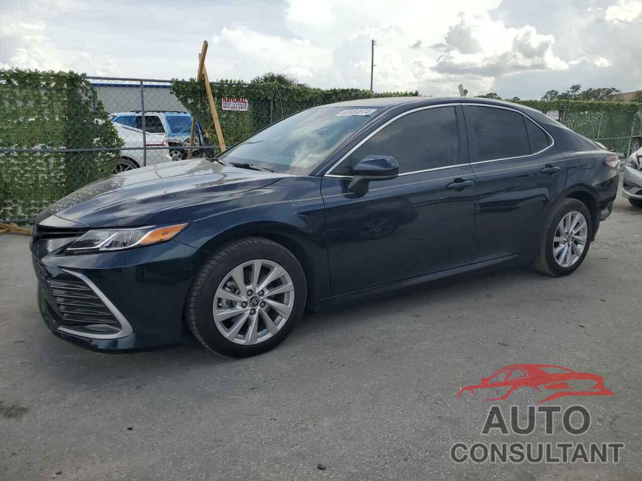 TOYOTA CAMRY 2021 - 4T1C11AK9MU547665