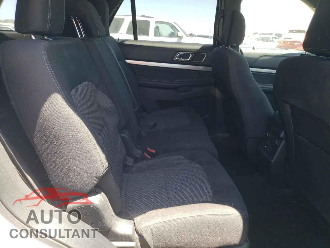FORD EXPLORER 2018 - 1FM5K8D89JGB91209