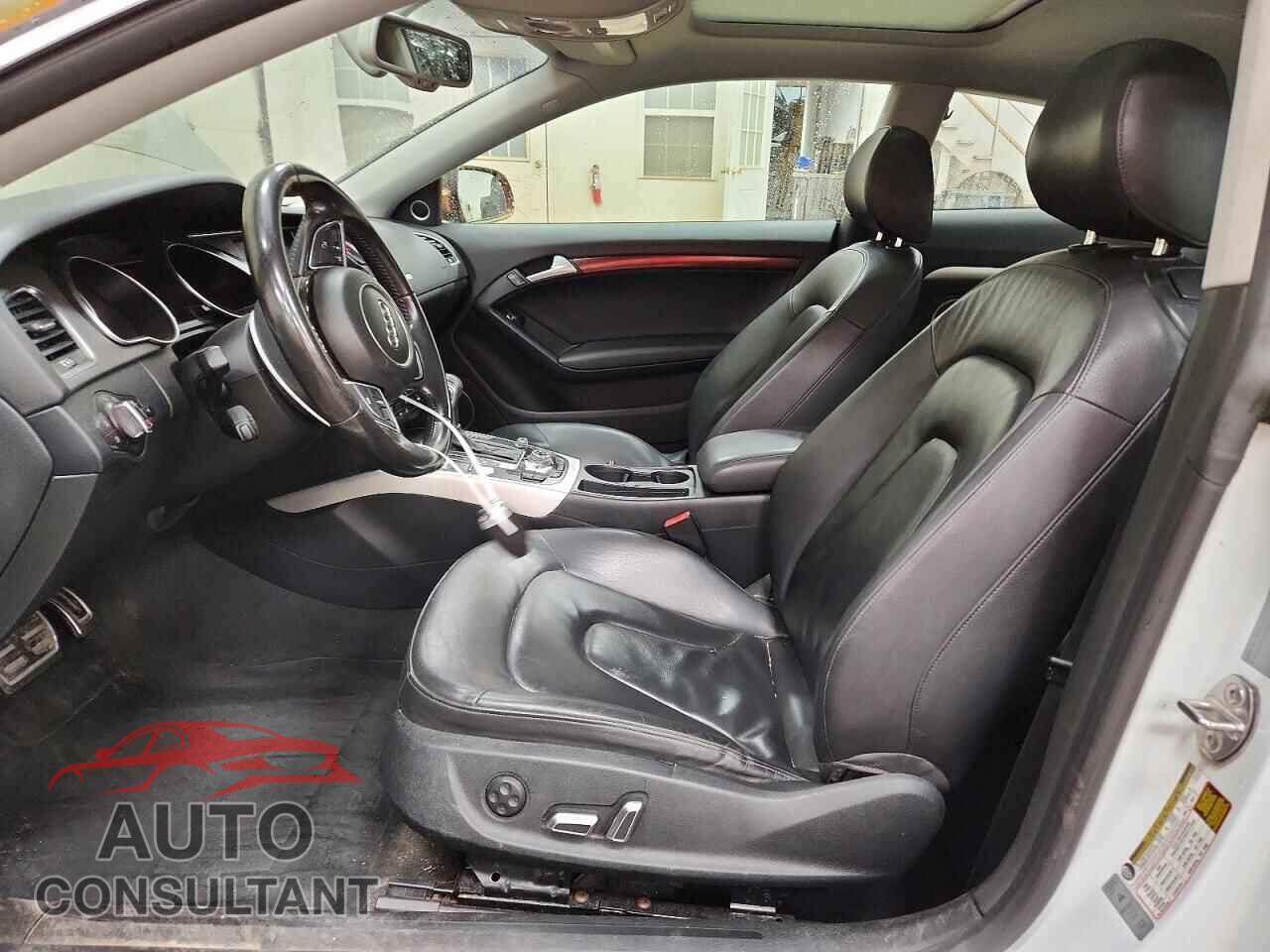 AUDI A5 2014 - WAULFAFR5EA048678