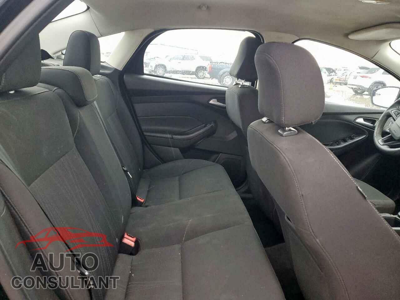 FORD FOCUS 2016 - 1FADP3F29GL238077