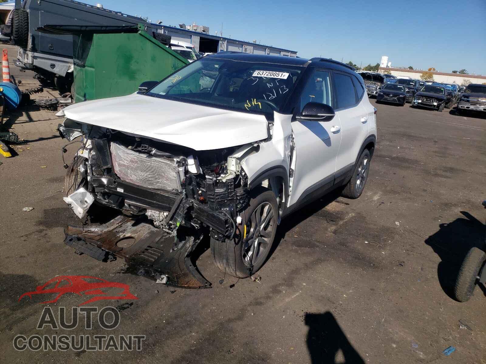 KIA SELTOS 2021 - KNDEUCAA6M7181265