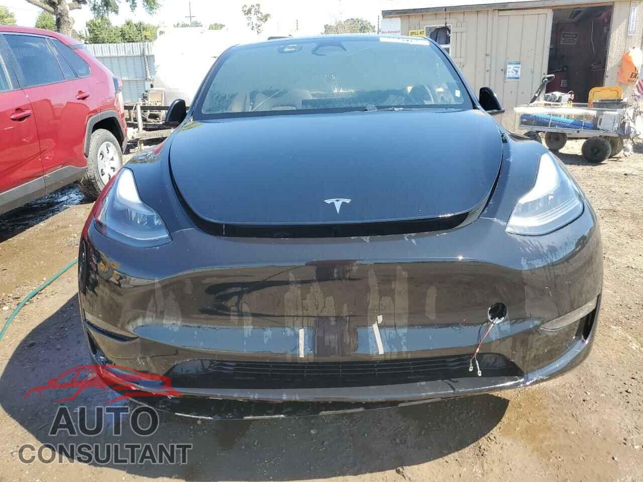 TESLA MODEL Y 2023 - 7SAYGDEE7PF627643