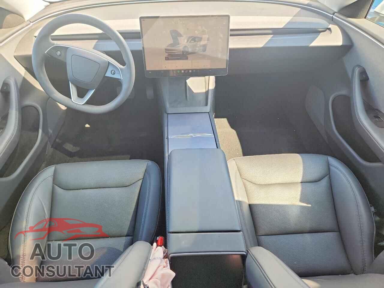 TESLA MODEL 3 2024 - 5YJ3E1EA1RF841961