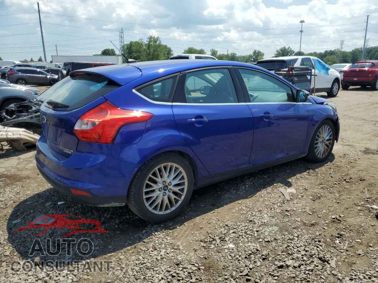 FORD FOCUS 2014 - 1FADP3N27EL284599