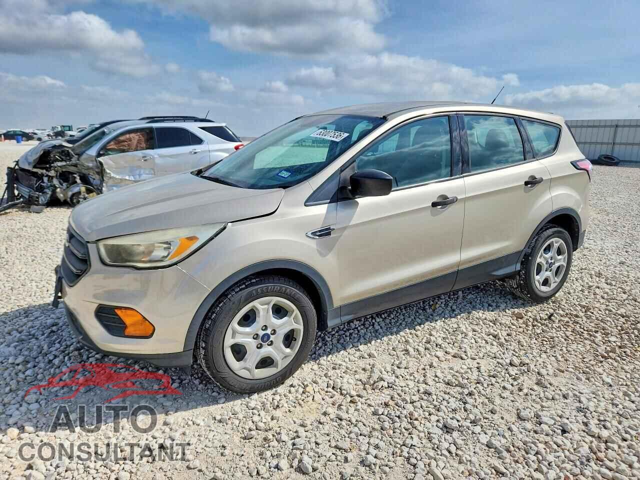 FORD ESCAPE 2017 - 1FMCU0F79HUE07921