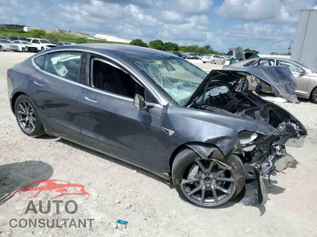 TESLA MODEL 3 2018 - 5YJ3E1EB4JF114391