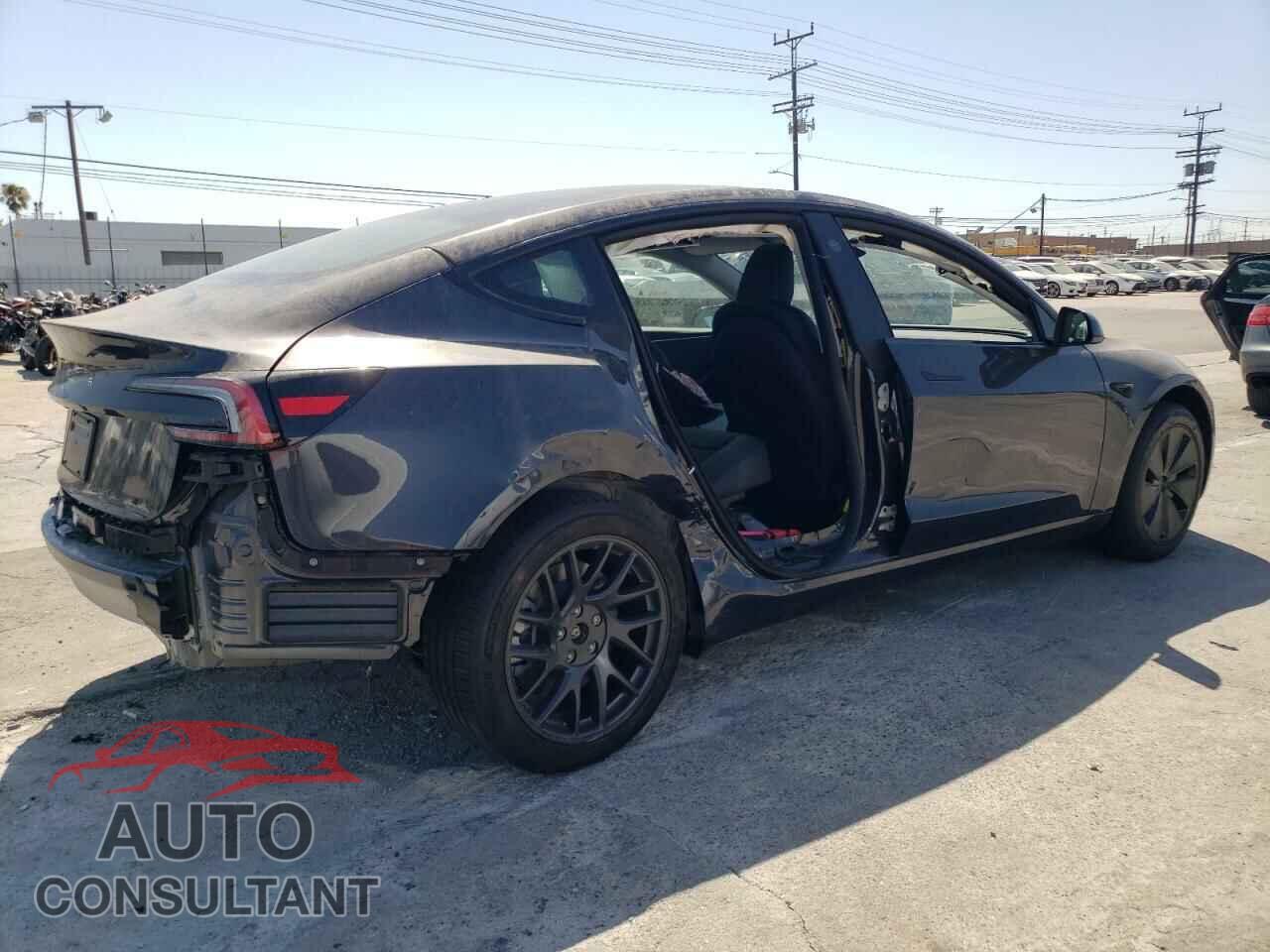 TESLA MODEL 3 2024 - 5YJ3E1EA6RF746828